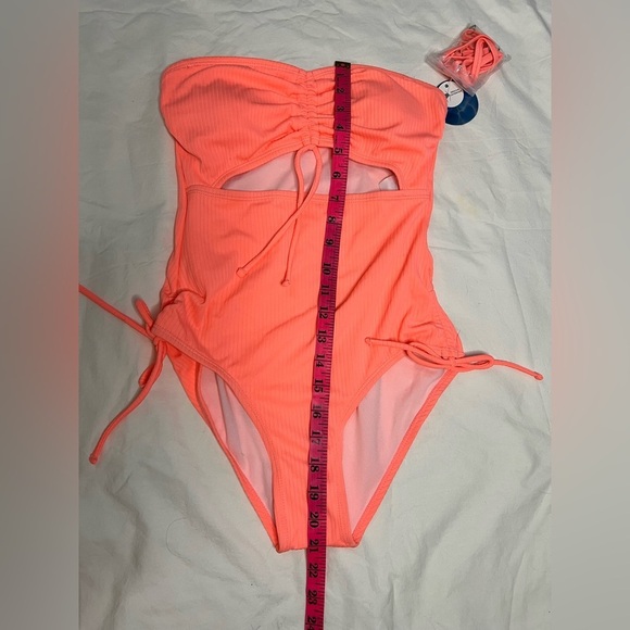 Decree Womens Exotic Textured Monokini One Piece Swimsuit in Tropical Coral S - Picture 10 of 11